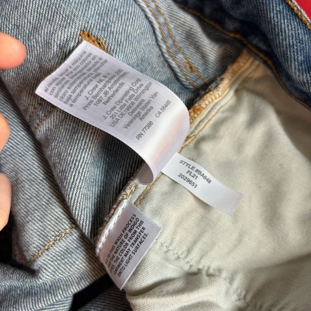 J. Crew Slouchy Boyfriend Jean in Southern Sky Wash Distressed Mom Baggy 29T L - Picture 11 of 11